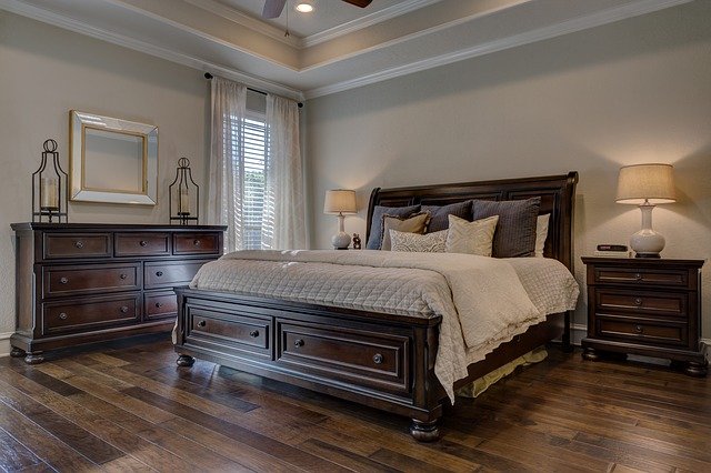 cream bedroom