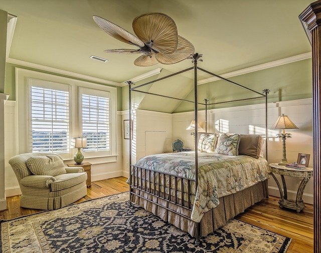 green bedroom